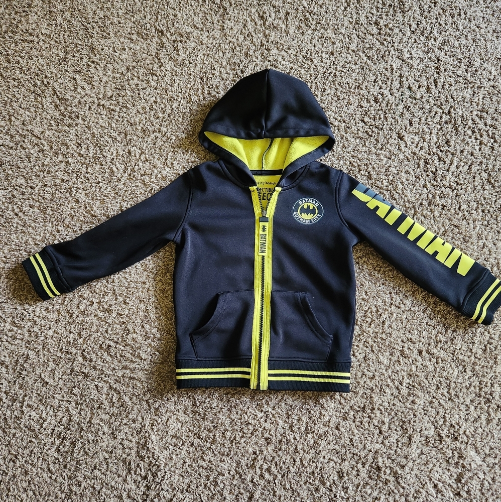 Collectible Fleece black and yellow Batman sweatshirt, size Boys 4